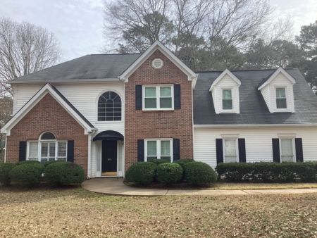 How Often Should You Schedule House Washing in Roanoke?