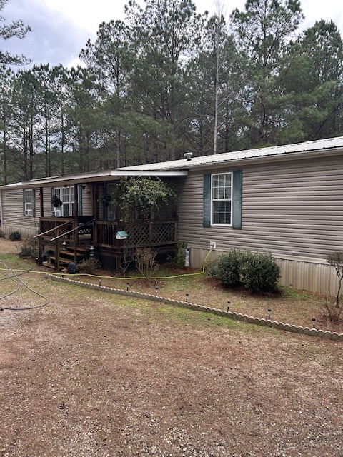 Another clean home in Roanoke, AL Thumbnail