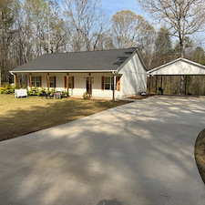 Driveway-Pressure-Washing-Makes-home-sparkle 0