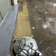 Gas-Station-Gets-a-Good-Cleaning 2