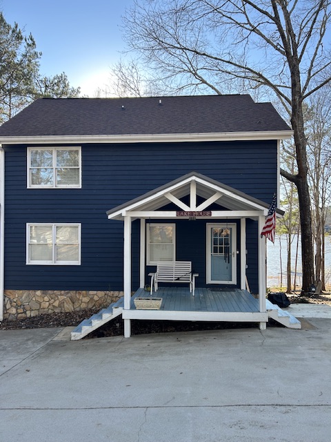 Lake house, Driveway, and Carport Clean Thumbnail