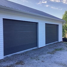 Organic-Buildup-Clean-on-Vinyl-House 0