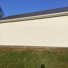 Organic-Buildup-Clean-on-Vinyl-House 3