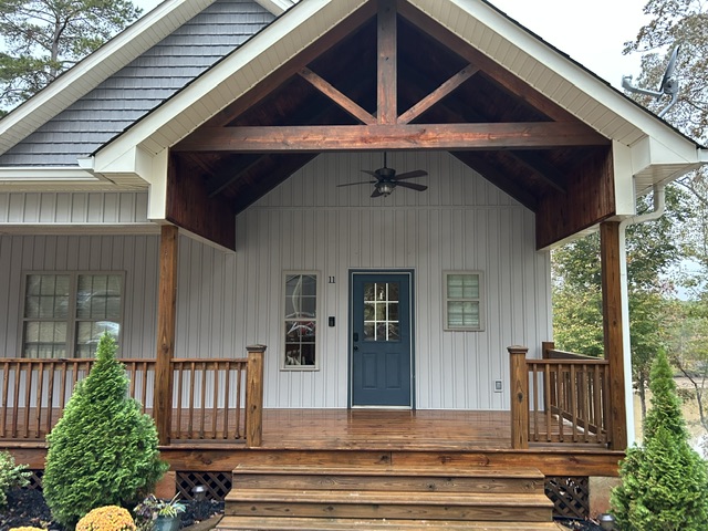 Softwashing Wooden Features on Beautiful Lake Wedowee Home  Thumbnail