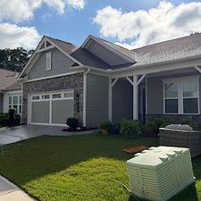 Vinyl-house-wash-and-concrete-in-NewnanGA 0